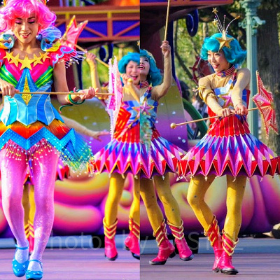 日本モチーフの衣装を着たダンサー