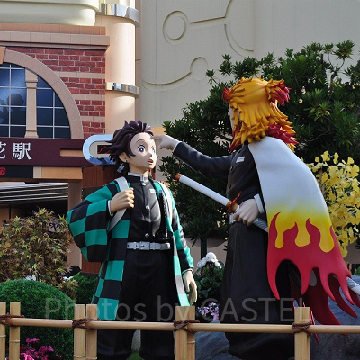 過去コラボ時の鬼滅の刃XRライド前の装飾