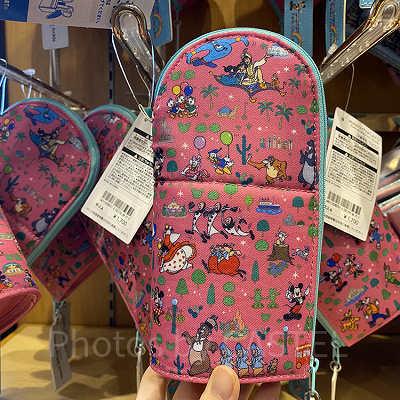 ディズニーキャラクターデザインの筆箱