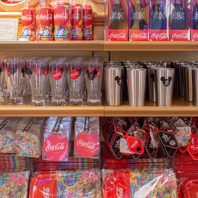 ディズニーコカコーラコラボグッズ