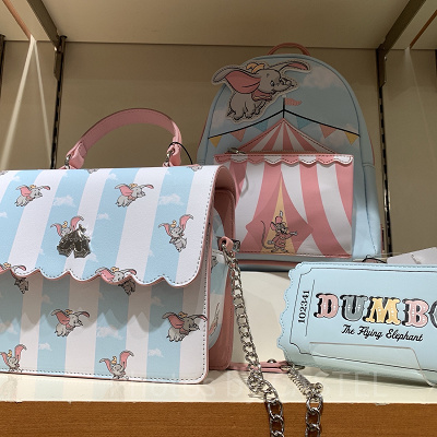 ディズニーコラボグッズ
