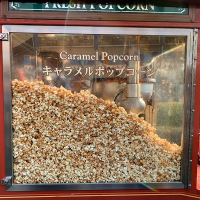 ディズニー食べ歩き：キャラメルポップコーン
