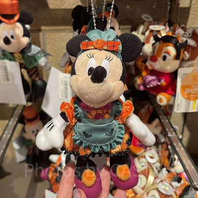 ディズニーハロウィングッズ2023：ぬいぐるみバッジ 2023年09月14日(木)発売