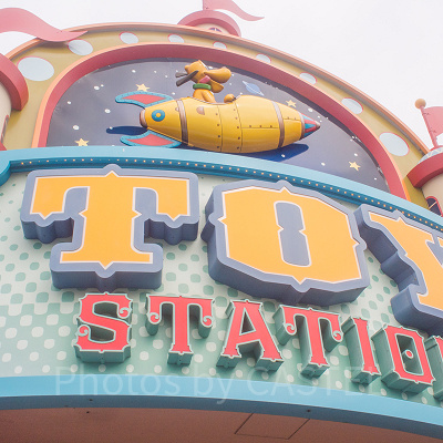 ディズニー新作トミカ