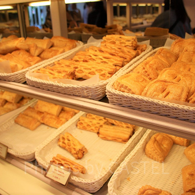 ディズニーシーおすすめフード⑨：マンマ・ビスコッティーズ・ベーカリーのパン