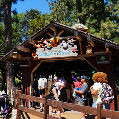 カリフォルニアアナハイムディズニーのアトラクション：くまのプーさんの冒険