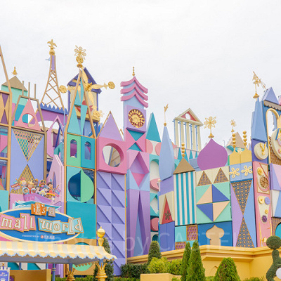 ディズニーランドのアトラクション