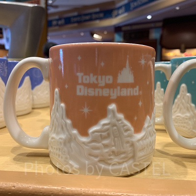 ディズニーランドデザインのマグカップ　1,500円