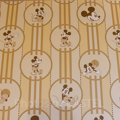 ディズニーランドホテル・ミッキーマウスルームの壁紙
