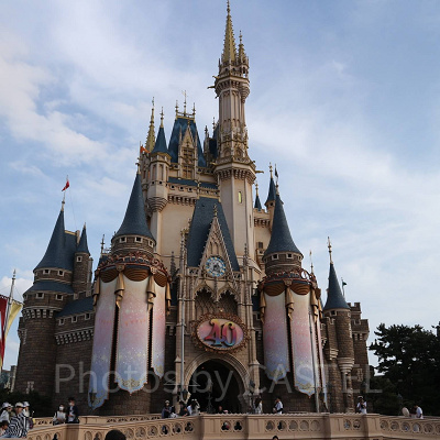 ディズニーランド5月混雑状況レポート：シンデレラ城のデコレーション