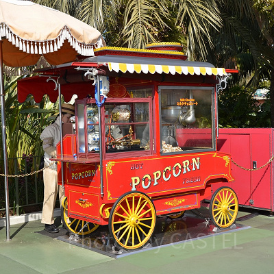 ディズニーランドのポップコーンワゴン