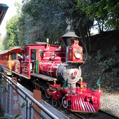 カリフォルニアアナハイムディズニーのアトラクション：ディズニーランド鉄道