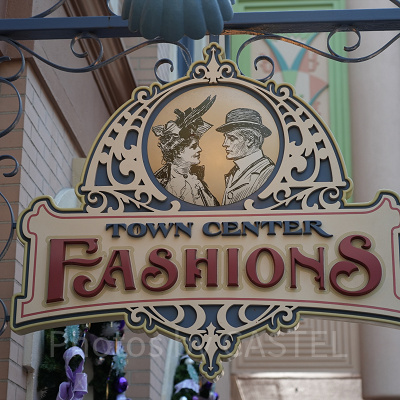ディズニーランド　タウンセンターファッション