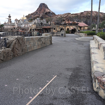 ディズニーシーのビリーヴ〜シー・オブ・ドリームス〜鑑賞場所：ザンビーニ・ブラザーズ・リストランテ前