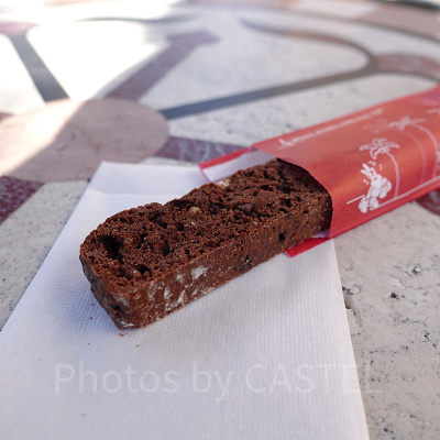 ディズニーシー食べ歩き：チョコチップ＆クルミのビスコッティ