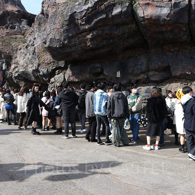 ディズニーシー3月混雑状況レポート:センター・オブ・ジ・アースの待ち列(10:00頃)