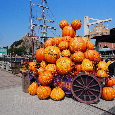 2025年のディズニーシーのハロウィンデコレーション
