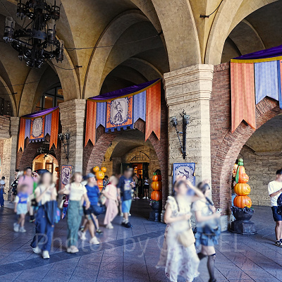 2025年のディズニーシーのハロウィンデコレーション