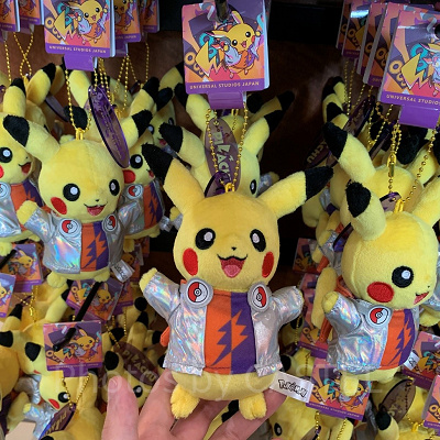 DJピカチュウぬいぐるみキーチェーン（USJポケモンハロウィングッズ）