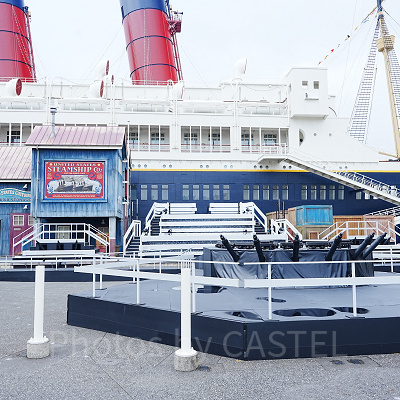 ドックサイドステージ