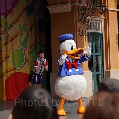 ドナルド登場！（ジャンボリミッキー！レッツ・ダンス！）