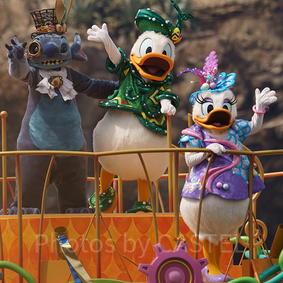 ドナルド＆デイジー（お着替え後）