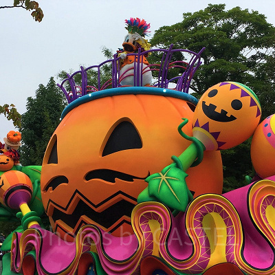 ドナルド&ヒューイ・デューイ・ルーイのフロート