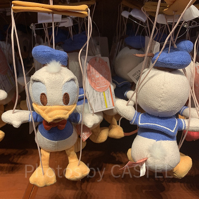 ドナルドぬいぐるみバッジ