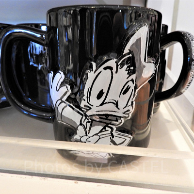 衝撃の表情を浮かべるドナルド