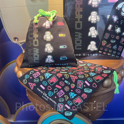 きんちゃく(ベイマックスのネオングッズ)