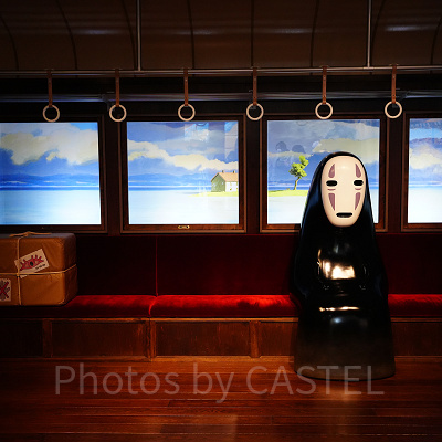 ジブリの大倉庫のなりきり場面展