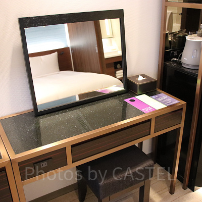 ファミリー ルームの化粧台