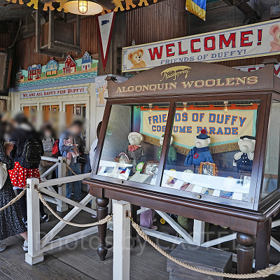 ダッフィーのコスチュームの展示