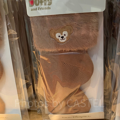 ダッフィーのソックスは何でも合わせやすいライトブラウン