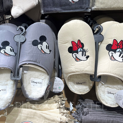 刺繍スリッパ（スリコディズニーグッズ）