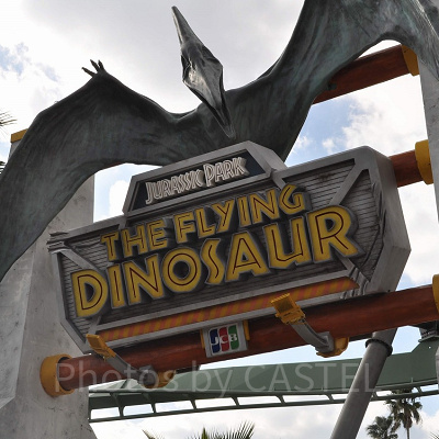 USJフライングダイナソーの入場ゲート