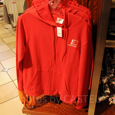 E.T.の20周年ジップアップパーカー