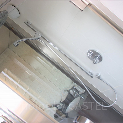 ユーラシアスイートのシャワースペース