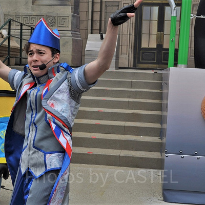 USJのワールド・ストリート・フェスティバル「ミニオン・ハチャメチャ・ワールド」グリーティング中もキャストのハイテンショントークは止まらない！