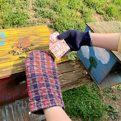 リスに餌やり体験！