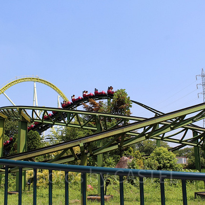 意外とスピードが出る「ファミリーコースターてんとう虫」