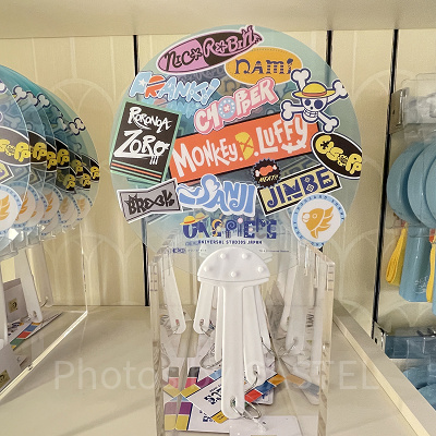 うちわ（USJワンピースグッズ）