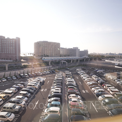 ファンタジースプリングスホテルの駐車場