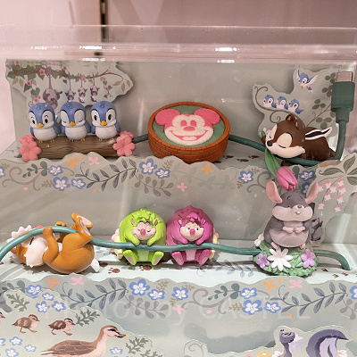 フィギュア