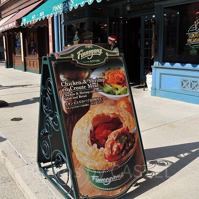 フィネガンズバー＆グリルのおすすめメニュー看板