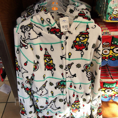 フリースパーカー