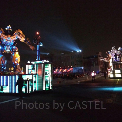 映画『トランスフォーマー』のフロート／USJ新ナイトパレード
