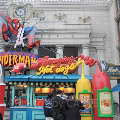 スパイダーマン前のフードカート