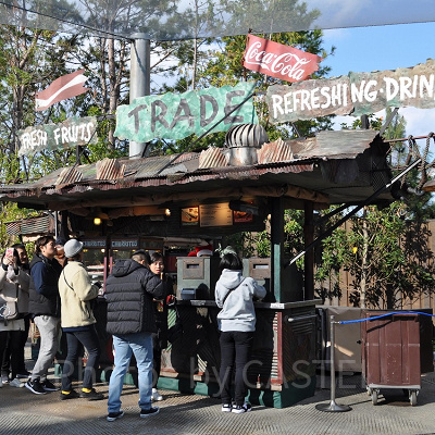 ウォーターワールド前のフードカート