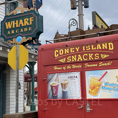 フードマーケットのフードカート／USJ